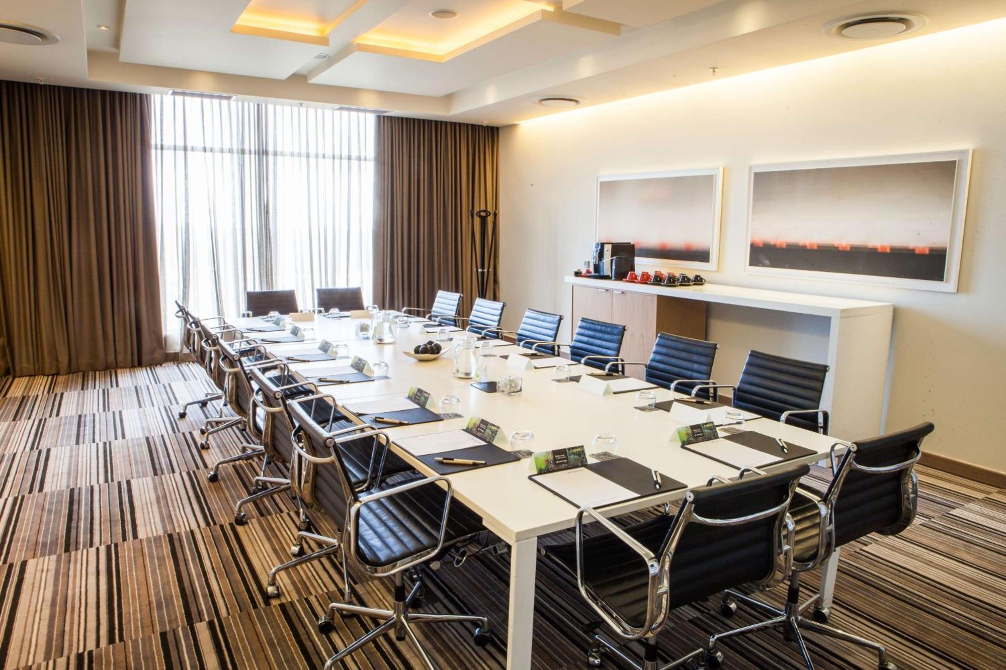 Southern Sun Hyde Park Sandton Johannesburgo Exterior foto